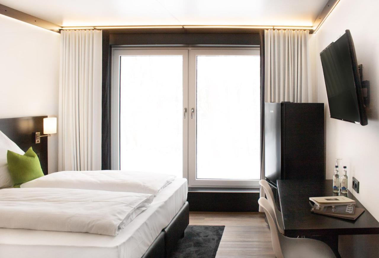 AE Hotel Rennertehausen Buitenkant foto