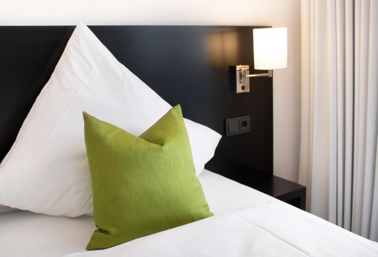AE Hotel Rennertehausen Buitenkant foto